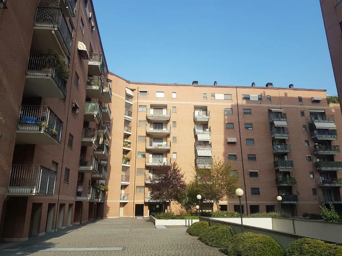 Gonin Apartment Milan